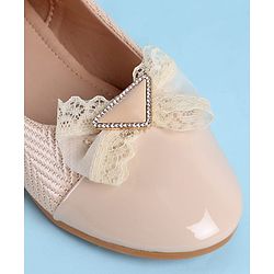 Pine Kids Clip Closure Solid Coloured Ballerina With Bow Applique - Beige