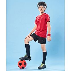 Pine Active Knit Half Sleeves High Stretch Skin Friendly Cut & Sew Solid Color T-Shirt - Red