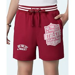 Pine Kids Looper Knit Mid Thigh Shorts With New York Print - Maroon