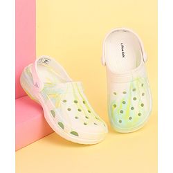 Pine Kids Back Strap Closure Printed Clogs - Light Green (Color Blast May Vary)