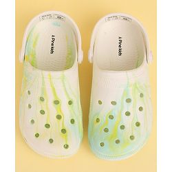 Pine Kids Back Strap Closure Printed Clogs - Light Green (Color Blast May Vary)