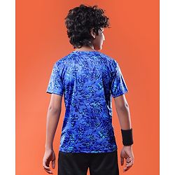 Pine Active Knit Half Sleeves Drop Shoulder T-Shirt with Abstract Print - Blue