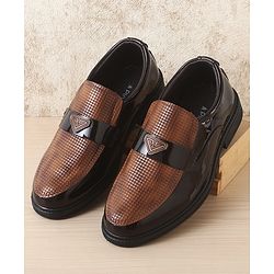 Pine Kids Solid Coloured Formal & Party Wear Shoes - Brown
