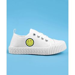 Pine Kids Lace Ups Casual Shoes With Smile Print - White