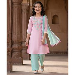 Pine Kids Woven Three Fourth Sleeves Kurta Churidar & Dupatta Set With Floral Embriodery - Lilac