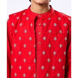 Pine Kids Woven Mandarin Collar Full Sleeves Kurta Pyjama Set With Printed Jacket & Sequin Detailing  - Red