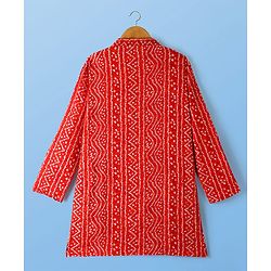 Pine Kids Woven Mandarin Collar Full Sleeves Kurta Pyjama Set With Bandhani Print - Red