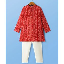 Pine Kids Woven Mandarin Collar Full Sleeves Kurta Pyjama Set With Bandhani Print - Red