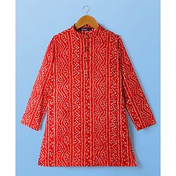 Pine Kids Woven Mandarin Collar Full Sleeves Kurta Pyjama Set With Bandhani Print - Red