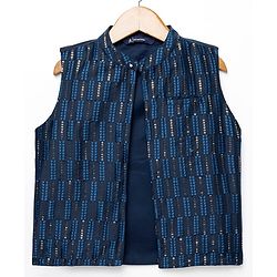 Pine Kids Woven Full Sleeves Mandarin Collar Kurta Pyjama Set With Sequin Detailing Jacket - Blue