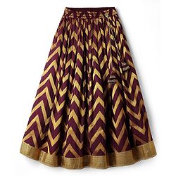Pine Kids Woven Half Sleeves Choli Lehenga Set with Dupatta & Zari Detailing - Wine