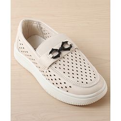 Pine Kids Solid Coloured Formal & Party Wear Shoes - Beige