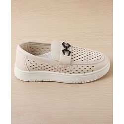 Pine Kids Solid Coloured Formal & Party Wear Shoes - Beige