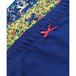 Pine Kids Cotton Elastane Knit Hipsters With Floral Print Pack Of 3 (Colour May Vary)