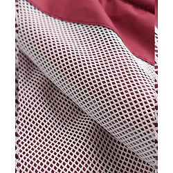 Pine Active Woven Full Raglan Sleeves Colour Block Ultra Comfort Lightweight Windbreaker Athleisure Hooded Jacket With Tape Detailing - Maroon