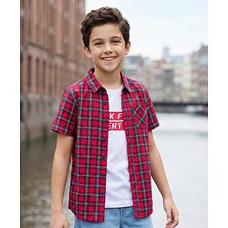 Pine Kids Cotton Woven Half Sleeves Checkered Shirt With T-Shirt - Red