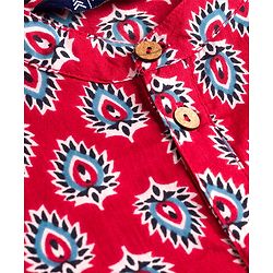 Pine Kids Cotton Woven Full Sleeves Kurta Pajama Set With Floral Print - Maroon