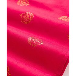 Pine Kids Woven Full Sleeves Kurta Pajama Set With Floral Foil Print - Red