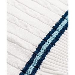 Pine Active Knit Sleeveless Woolen Sportswear Sweater With Cable Knit Design - White