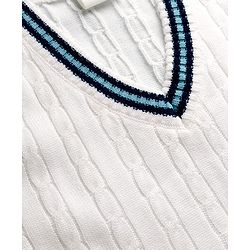 Pine Active Knit Sleeveless Woolen Sportswear Sweater With Cable Knit Design - White