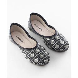 Pine Kids Slip On Mojaris  with Embroidery - Black & Gold