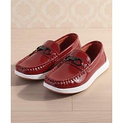 Pine Kids Solid Colour Loafer With 3D Applique - Brown