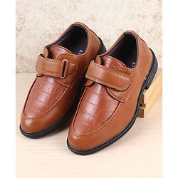 Pine Kids Velcro Closure Solid Oxfords - Brown