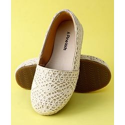 Pine Kids Slip On Solid Mojaris - Beige