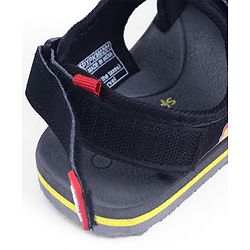 Pine Kids Marvel Sandals With Velcro Closure With Avenger Applique - Black