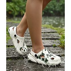 Pine Kids Back Strap Closure Abstract Printed Clogs - White & Green ( Print May Vary )