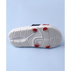Pine Kids Slip On Sliders with Star Applique - White