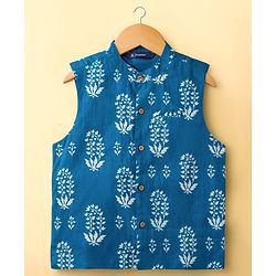 Pine Kids 100% Cotton Woven Full Sleeves Kurta Pyjama Set With Floral Printed Jacket - White & Navy Blue
