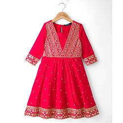 Pine Kids Woven Three Fourth Sleeves Kurti Churidar Set With Floral Embroidery & Dupatta - Fuchsia