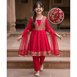 Pine Kids Woven Three Fourth Sleeves Kurti Churidar Set With Floral Embroidery & Dupatta - Fuchsia