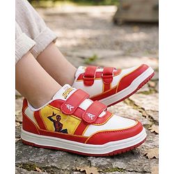 Pine Kids Marvel Velcro Closure Casual Shoes With Spider-Man Graphics - Red