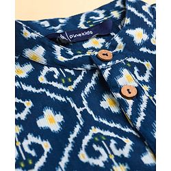 Pine Kids Cotton Woven Full Sleeves Kurta Pyjama Set With Floral Print - Navy Blue