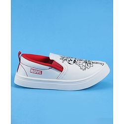 Pine Kids Marvel Slip On Casual Shoes With Avengers Print - White