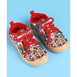 Pine Kids Marvel Slip On Casual Shoes With Avengers Graphics - Multicolor