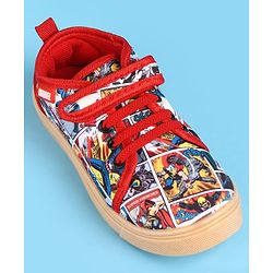 Pine Kids Marvel Slip On Casual Shoes With Avengers Graphics - Multicolor