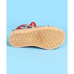 Pine Kids Marvel Slip On Casual Shoes With Avengers Graphics - Multicolor
