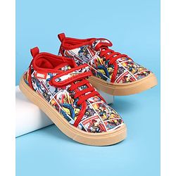 Pine Kids Marvel Slip On Casual Shoes With Avengers Graphics - Multicolor