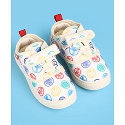 Pine Kids Marvel Slip On Casual Shoes With Avengers Graphics - Beige
