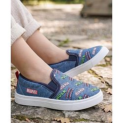 Pine Kids Marvel Slip On Casual Shoes With Avengers Graphics - Blue