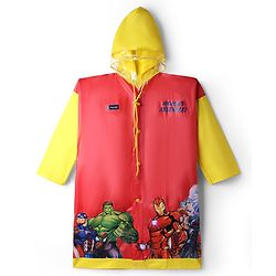 Pine Kids Marvel Full Sleeves Raincoat With Avengers Graphic - Red