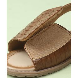Pine Kids Velcro Closure Textured Mojaris - Brown
