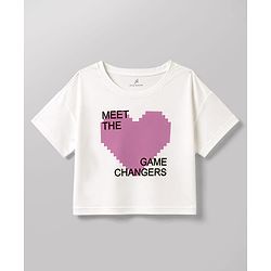 Pine Active Knit Drop Shoulder Half Sleeves Cropped T-Shirt Heart Print - White