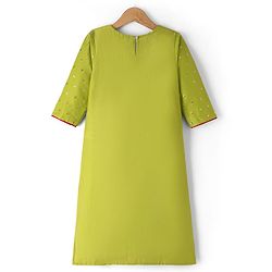 Pine Kids Woven Three Fourth  Sleeves Sequinned & Embroidered Neck Kurti Churidar Set with Dupatta - Light Green