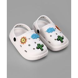 Pine Kids Back Strap Closure Clogs With Applique - White