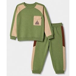 Pine Kids Looper Knit Full Sleeves Winter Wear Suit With Front Pocket & Campfire Text Print - Green