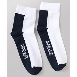 Pine Kids Cotton Mix Knit Ankle Length Socks With Brand Logo Print Set of 5 - Blue, White & Black